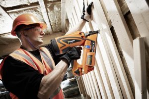 choisir son cloueur pneumatique gaz batterie